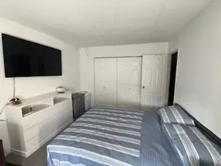 Bedroom - 5550 Astor Ln #203, Rolling Meadows, IL 60008 photo 3 of 3