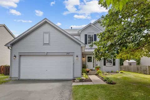 2442 Prescott Dr, Montgomery, IL 60538