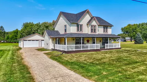 576 Lake Wildwood Dr, Varna, IL 61375