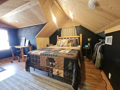 Bedroom - 101 N Seminary St, Downs, IL 61736 photo 1 of 3