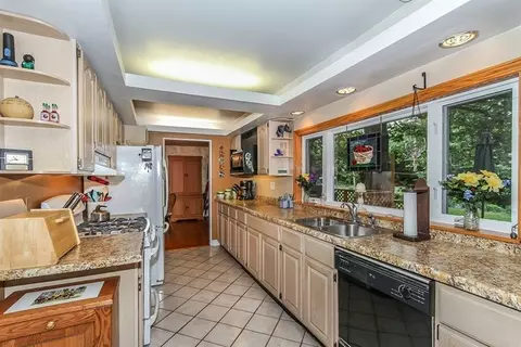 702 S Rohlwing Rd, Itasca, IL 60143 photo 4