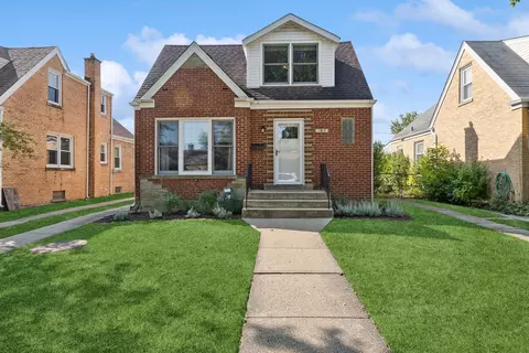 4935 Birchwood Ave, Skokie, IL 60077