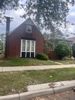 8615 S Cregier Ave, Chicago, IL 60617