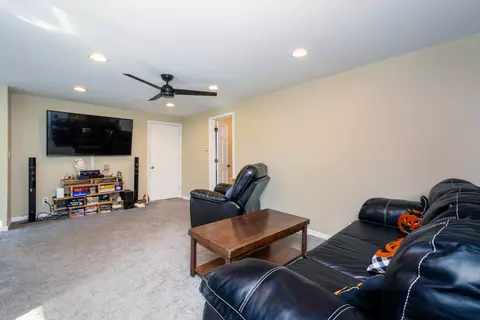 Other - 615 N River Rd, Mchenry, IL 60051 photo 2 of 5