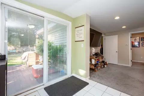 Entry Way - 615 N River Rd, Mchenry, IL 60051 photo 1 of 1