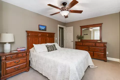 Bedroom - 2803 Capen Dr, Bloomington, IL 61704 photo 5 of 7