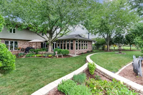 Exterior - 2803 Capen Dr, Bloomington, IL 61704 photo 7 of 12