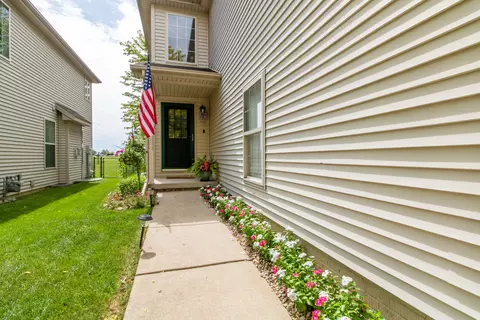 3439 Enclave Way, Normal, IL 61761 photo 2