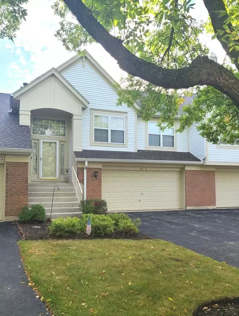 1671 Chelmsford Ct #2, Bartlett, IL 60103