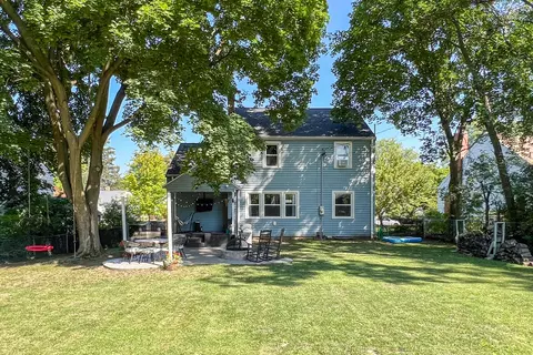 Exterior - 501 Grant St, Normal, IL 61761 photo 7 of 10