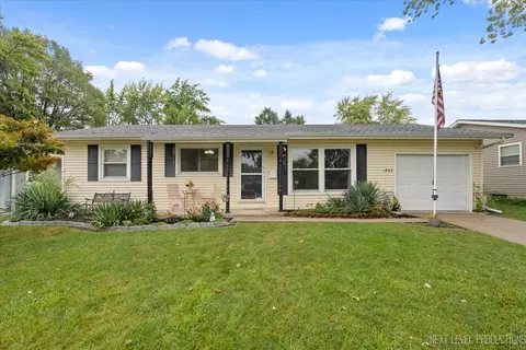 1843 Heather Dr, Aurora, IL 60506