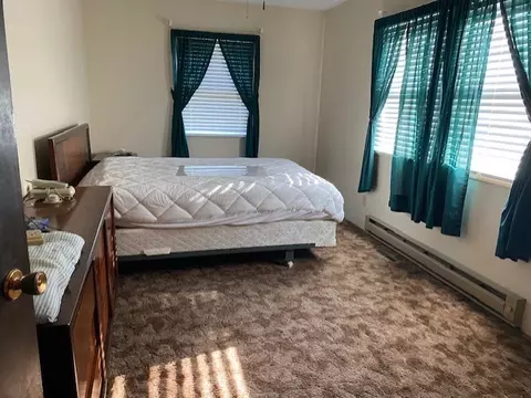 Bedroom - 1110 Prospect Ave, Peru, IL 61354 photo 2 of 3