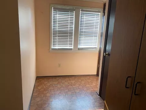 Entry Way - 1110 Prospect Ave, Peru, IL 61354 photo 1 of 1