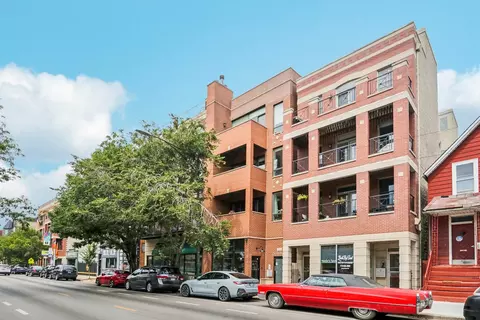 1816 W Belmont Ave #2, Chicago, IL 60657