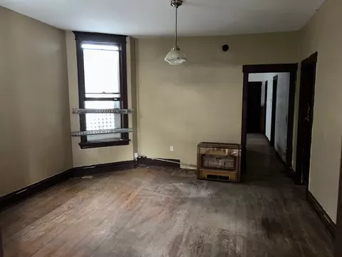 3040 N Drake Ave, Chicago, IL 60618 photo 16
