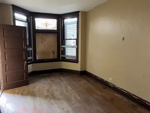 3040 N Drake Ave, Chicago, IL 60618 photo 15