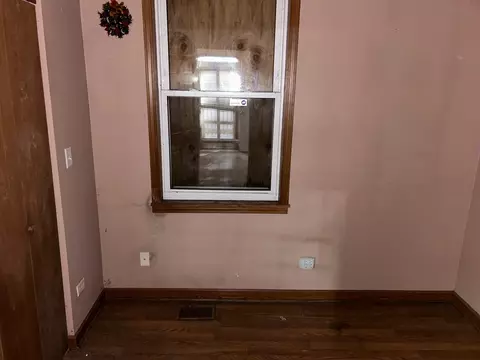 3040 N Drake Ave, Chicago, IL 60618 photo 8