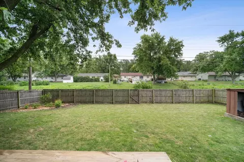 9 Brookwood Dr, Normal, IL 61761 photo 28