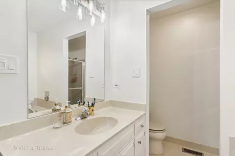 121 Hill Rd, Willowbrook, IL 60527 photo 15
