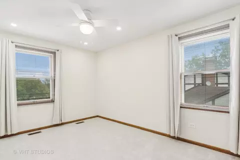 121 Hill Rd, Willowbrook, IL 60527 photo 17