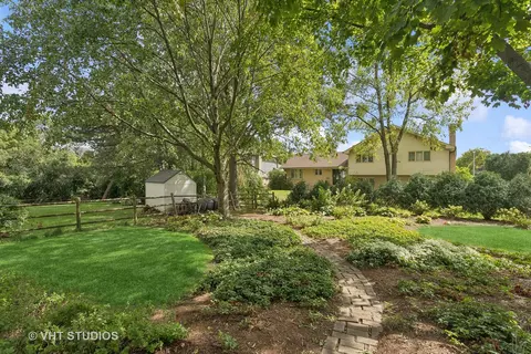 121 Hill Rd, Willowbrook, IL 60527 photo 28