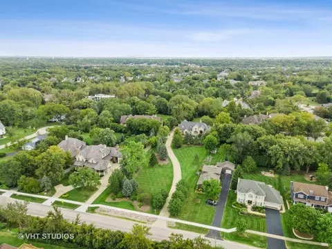 121 Hill Rd, Willowbrook, IL 60527 photo 38