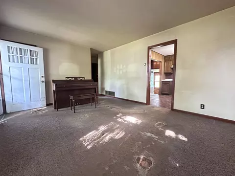 1002 Elm Ave, Sterling, IL 61081 photo 4