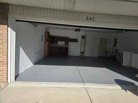 541 Beau Dr, Des Plaines, IL 60016 photo 6