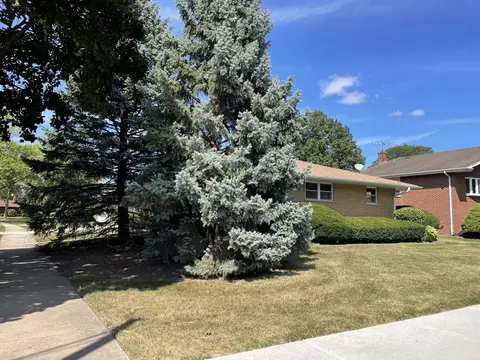 541 Beau Dr, Des Plaines, IL 60016 photo 3