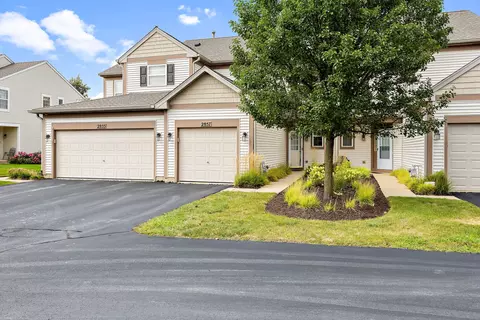 2857 Gypsum Cir, Naperville, IL 60564