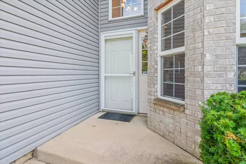 2718 Twin Falls Dr, Plainfield, IL 60586 photo 3