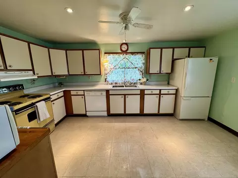 Kitchen - 321 E North St, Sheffield, IL 61361 photo 2 of 3