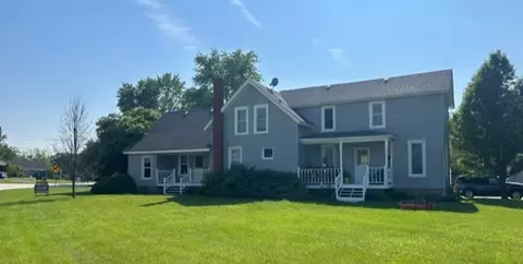 210 Oak St, Maple Park, IL 60151