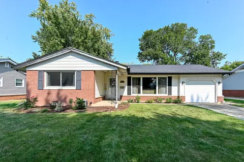 929 Wilshire Ave, Elk Grove Village, IL 60007