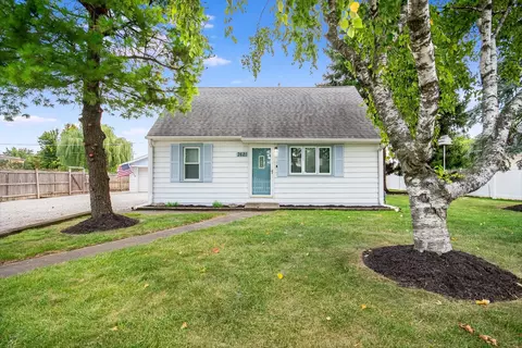 7621 Blazer Ave, Justice, IL 60458