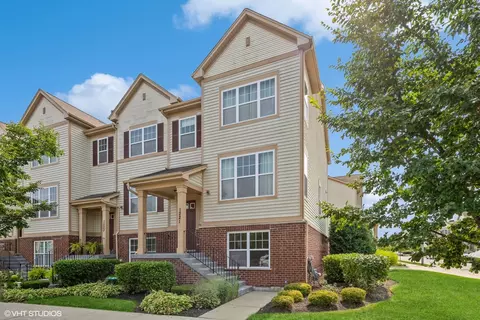 1221 Willow Ave, Des Plaines, IL 60016