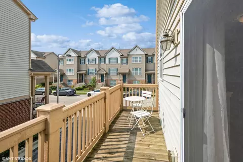 1221 Willow Ave, Des Plaines, IL 60016 photo 9