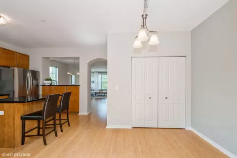 1221 Willow Ave, Des Plaines, IL 60016 photo 8