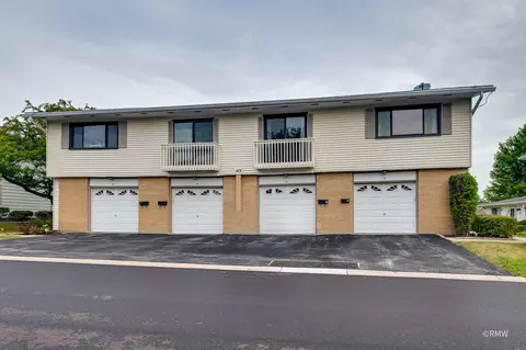 143 Brewster Ct #D, Bloomingdale, IL 60108