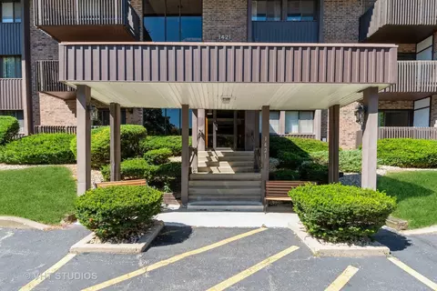 1421 Woodbridge Rd #2B, Joliet, IL 60436
