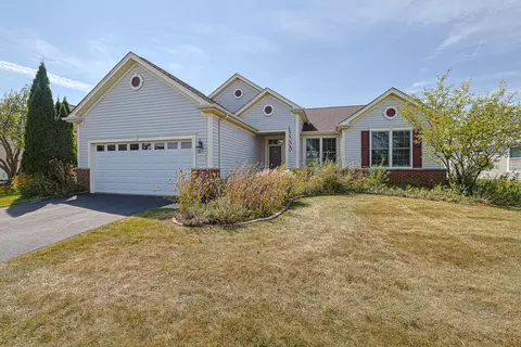 12315 Laurel Ln, Huntley, IL 60142