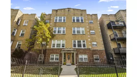 6115 N Claremont Ave #3S, Chicago, IL 60659