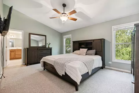 Bedroom - 506 Beach Dr, Algonquin, IL 60102 photo 2 of 6
