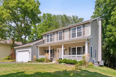 Exterior - 506 Beach Dr, Algonquin, IL 60102 photo 2 of 6