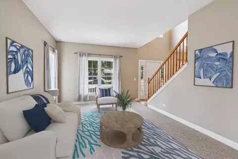 Living - 506 Beach Dr, Algonquin, IL 60102 photo 6 of 9