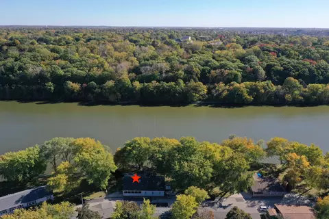 281 Catherine Ln, Elgin, IL 60123 photo 37