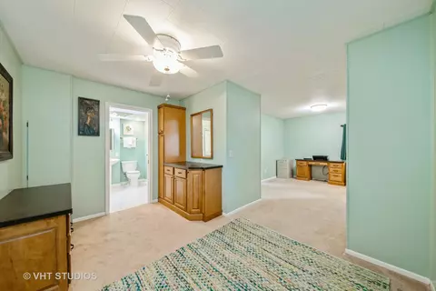 281 Catherine Ln, Elgin, IL 60123 photo 23