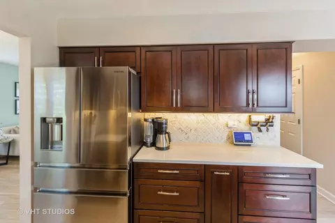 132 Dickens Trl, Elgin, IL 60120 photo 7