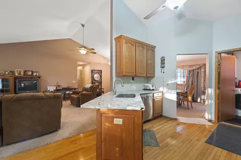 11433 Dwyer Ln, Roscoe, IL 61073 photo 15