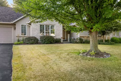 11433 Dwyer Ln, Roscoe, IL 61073 photo 2